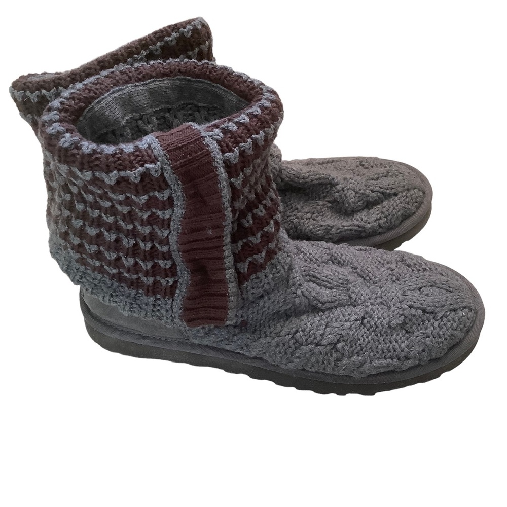 Ugg Australia women’s gray cable knit Leland fold over boots size 7